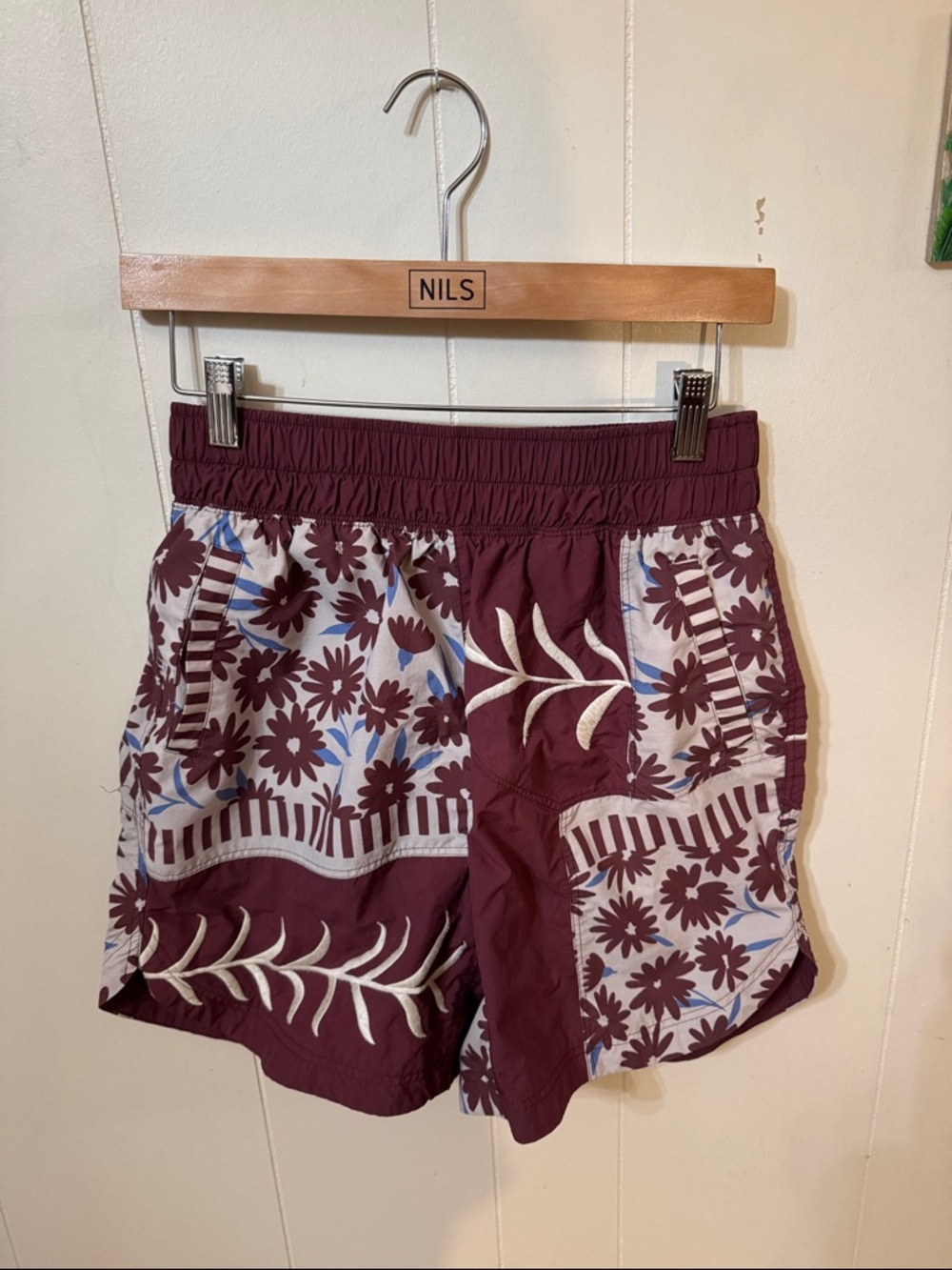 Women's Free People Maroon Floral Patchwork Shorts nylon size small, high rise